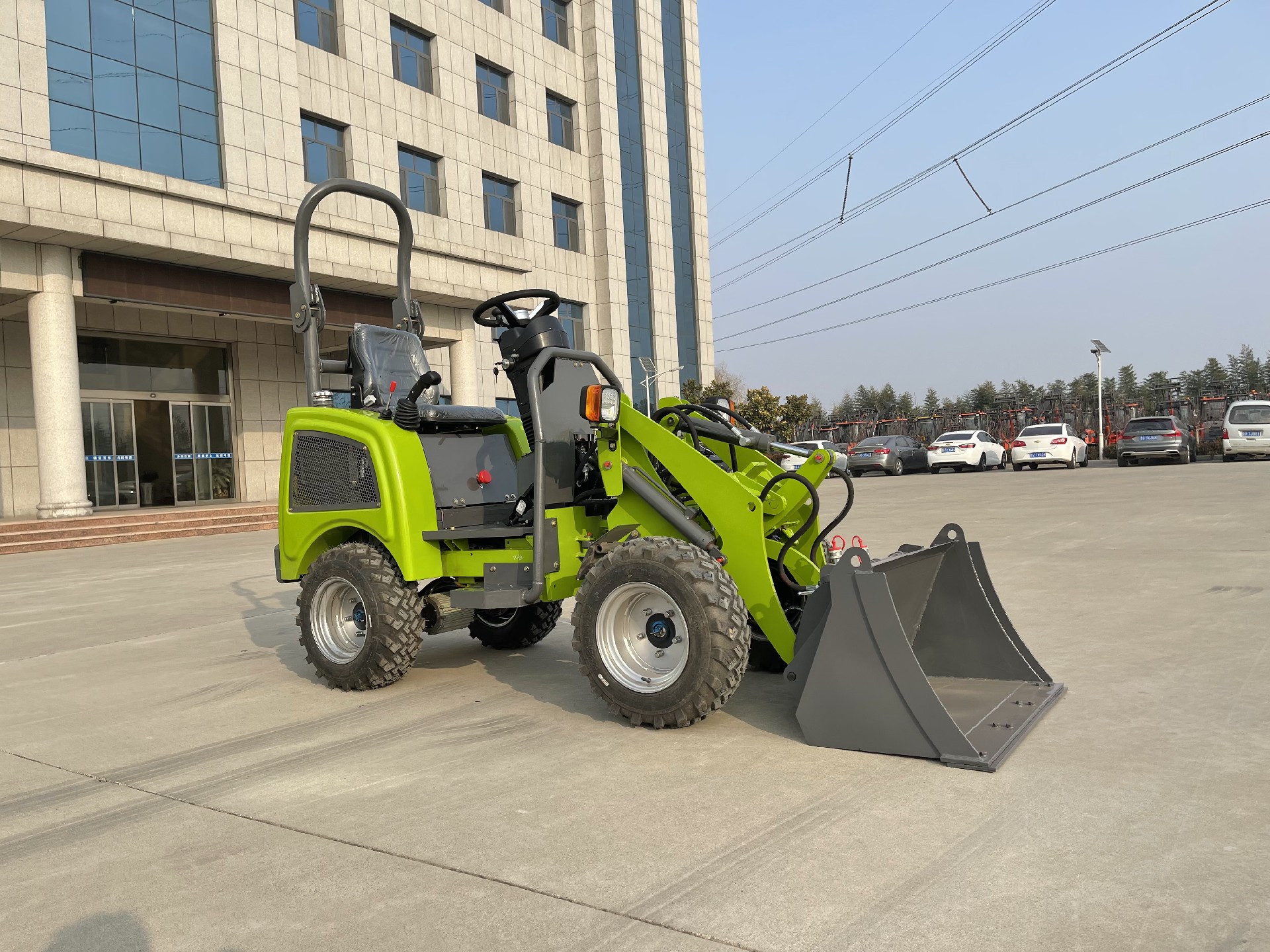 04 Electric wheel loader
