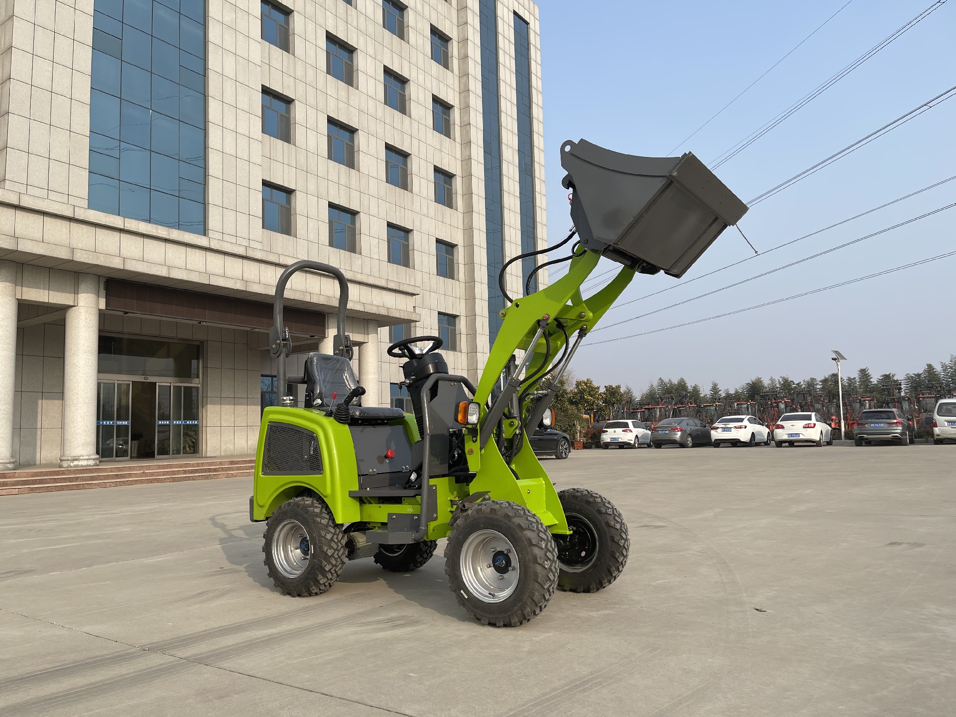 04 Electric wheel loader